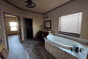 9820 Puma Tr, Godley, TX 76044 - Photo 18