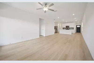 519 Dorothy Drive, Princeton, TX 75071 - Photo 4