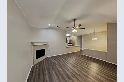 617 Oak Hollow Trail, Saginaw, TX 76179 - Photo 10