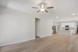 501 Green Gables Dr, Princeton, TX 75071 - Photo 10