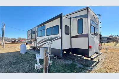 219 Rising Star, Quitman, TX 75783 - Photo 4