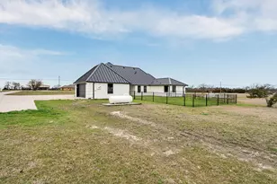 157 Country Pl Ln, Van Alstyne, TX 75495 - Photo 32