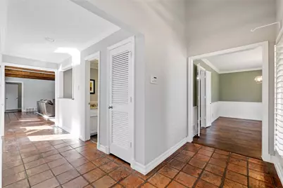 7116 Hunters Ridge Drive, Dallas, TX 75248 - Photo 2