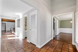 7116 Hunters Ridge Dr, Dallas, TX 75248 - Photo 2