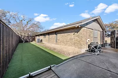 7116 Hunters Ridge Drive, Dallas, TX 75248 - Photo 30