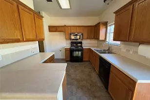 1440 Thibodeaux Dr, Round Rock, TX 78664 - Photo 6