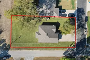 732 E Bullock St, Denison, TX 75021 - Photo 32