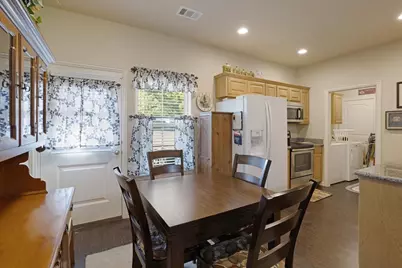 732 E Bullock Street, Denison, TX 75021 - Photo 8