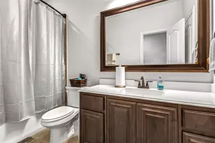 303 Hidden Cove Dr, Ponder, TX 76259 - Photo 38