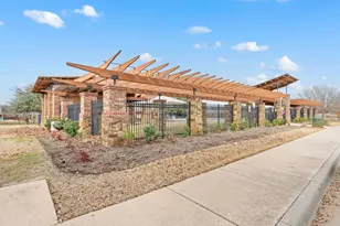 833 Hemlock Trail, Saginaw, TX 76131 - Photo 38