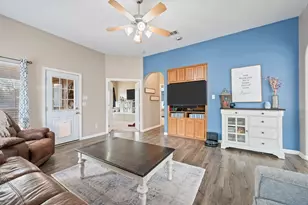 833 Hemlock Trail, Saginaw, TX 76131 - Photo 18