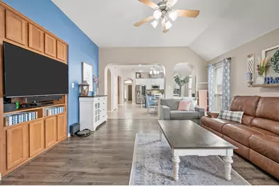 833 Hemlock Trail, Saginaw, TX 76131 - Photo 16