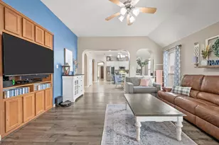 833 Hemlock Trail, Saginaw, TX 76131 - Photo 16