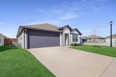 6410 Whitecap Drive, Princeton, TX 75407 - Photo 2