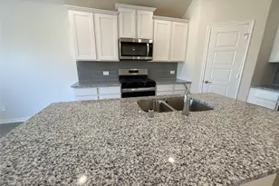 769 Sunglow Wy, Lavon, TX 75166 - Photo 4