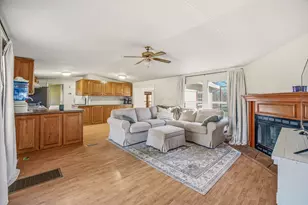 420 Kennon Cir, Palo Pinto, TX 76484 - Photo 4