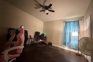 433 Sabine Ave, Cleburne, TX 76031 - Photo 12