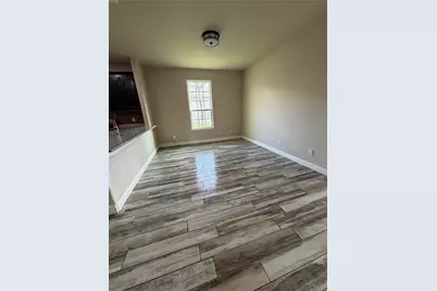 433 Sabine Avenue, Cleburne, TX 76031 - Photo 4