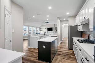 215 River Meadows Ln, Argyle, TX 76226 - Photo 14