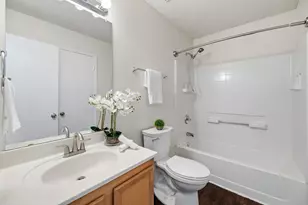 904 Canary Dr, Saginaw, TX 76131 - Photo 22