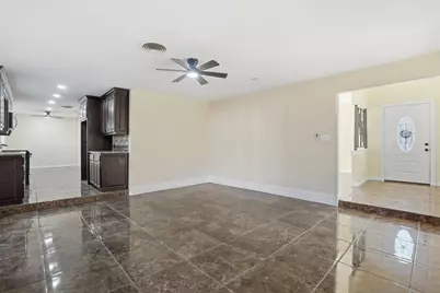 5916 Randell Avenue, Edgecliff Village, TX 76134 - Photo 6