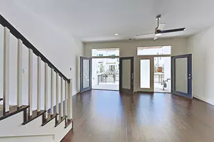 324 Templeton Dr, Fort Worth, TX 76107 - Photo 2