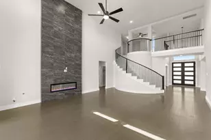 2565 Riverchase Wy, Grand Prairie, TX 75054 - Photo 8