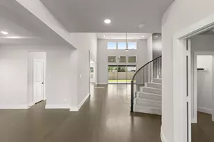 2565 Riverchase Wy, Grand Prairie, TX 75054 - Photo 4