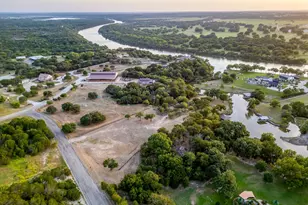 103 S River Oak Ct, Weatherford, TX 76087 - Photo 1