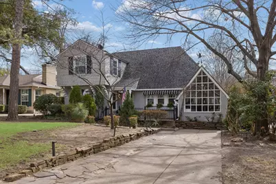 6820 Casa Loma Avenue, Dallas, TX 75214 - Photo 2