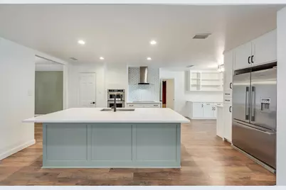 501 N Havenwood Lane, Fort Worth, TX 76112 - Photo 12