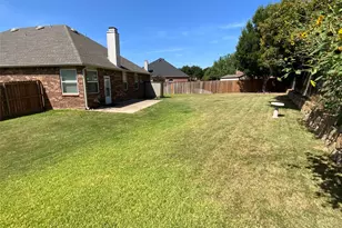 1125 Shadowridge Cir, Lewisville, TX 75067 - Photo 14