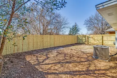 1625 Woodhall Way, Fort Worth, TX 76134 - Photo 22