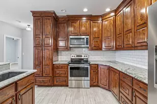 130 Elk Cv, Stephenville, TX 76401 - Photo 10