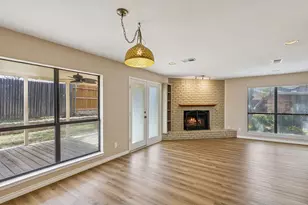 3006 Carolyn Ct, Bedford, TX 76021 - Photo 6