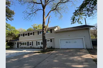 1009 Country Club Road, Ennis, TX 75119 - Photo 2