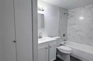 6933 Glenhurst Dr, North Richland Hills, TX 76182 - Photo 18