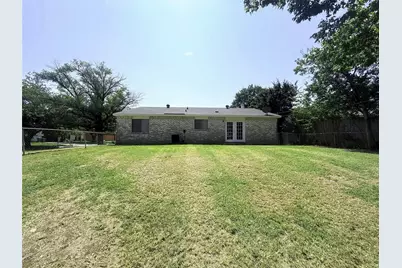 6933 Glenhurst Drive, North Richland Hills, TX 76182 - Photo 24