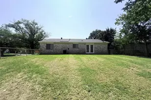 6933 Glenhurst Dr, North Richland Hills, TX 76182 - Photo 24