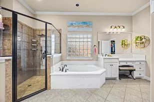 1920 Willow Bend Dr, Oak Leaf, TX 75154 - Photo 14