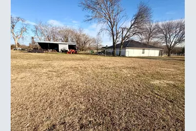 636 County Road 1535, Bonham, TX 75418 - Photo 24