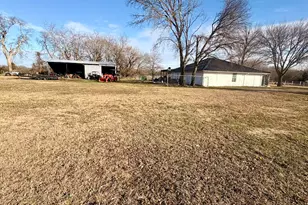 636 Co Rd 1535, Bonham, TX 75418 - Photo 24