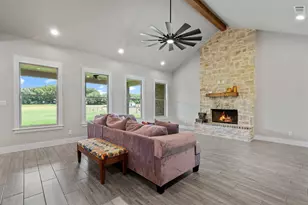 1030 Alex Dr, Springtown, TX 76082 - Photo 14