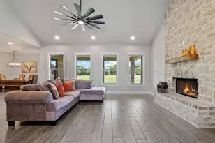 1030 Alex Dr, Springtown, TX 76082 - Photo 12