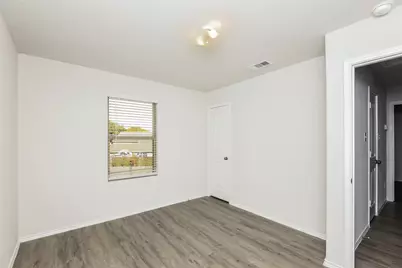 8325 Yaupon Holly Court, Fort Worth, TX 76123 - Photo 16