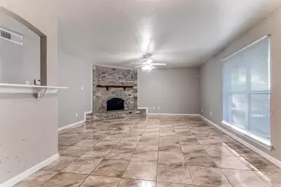 7100 Winchester Road, North Richland Hills, TX 76182 - Photo 4