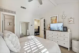 4102 Buena Vista St, Dallas, TX 75204 - Photo 16