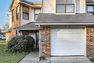 1705 La Salle Dr, Sherman, TX 75090 - Photo 2