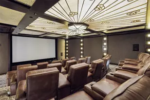 2300 Wolf St, Dallas, TX 75201 - Photo 36