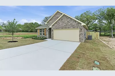 213 E Bullard Street, Weatherford, TX 76086 - Photo 4